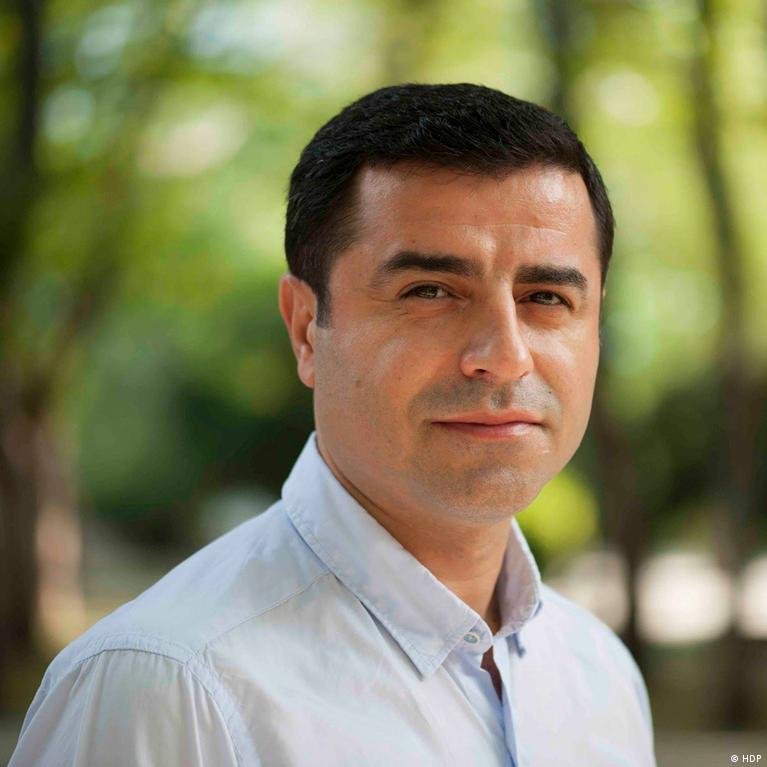 Selahattin Demirtaş'a Ekstra 1 Yıl 5 Ay 15 Gün Hapis Cezası