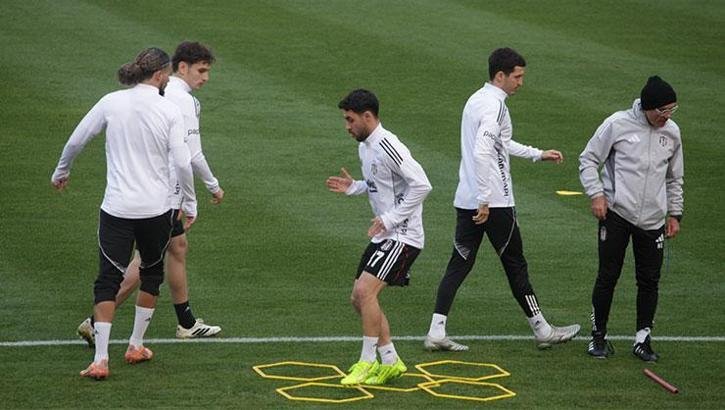Beşiktaş, Antrenman Çalışmalarına Devam Ediyor