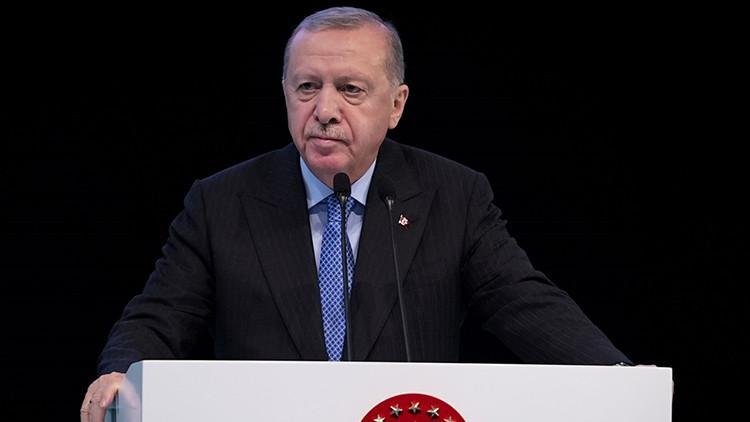 Cumhurbaşkanı Erdoğan'dan Gençlere Müjdeli Destekler: 1375 TL Harçlık!