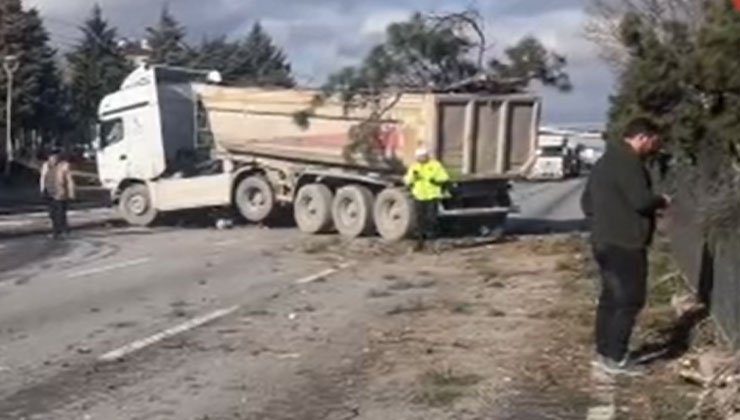 Konya'da Meydana Gelen Kaza: Tır Ağaçları Devirip Karşı Şeride Geçti