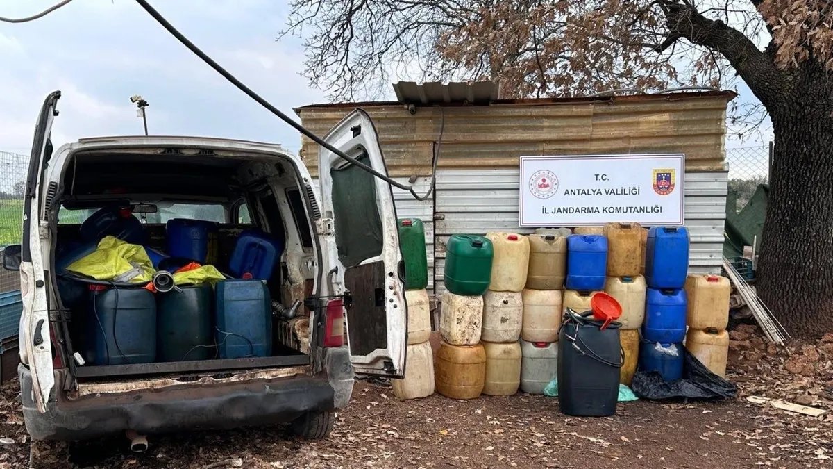 Antalya'da Yasadışı Yakıt Operasyonu Düzenlendi