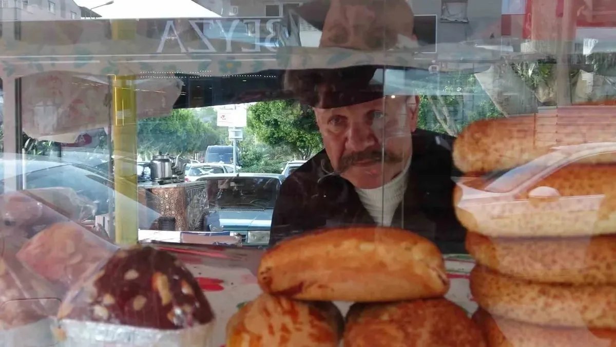 Yeşilçam'dan Simit Satışına: Bülent Katıoğlu'nun Zorlu Hayatı