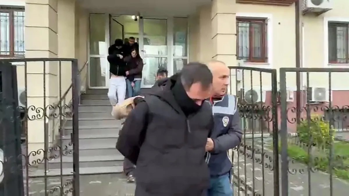 Son Dakika… İstanbul ve Sakarya'da Aynı Anda Fuhuş Baskını!