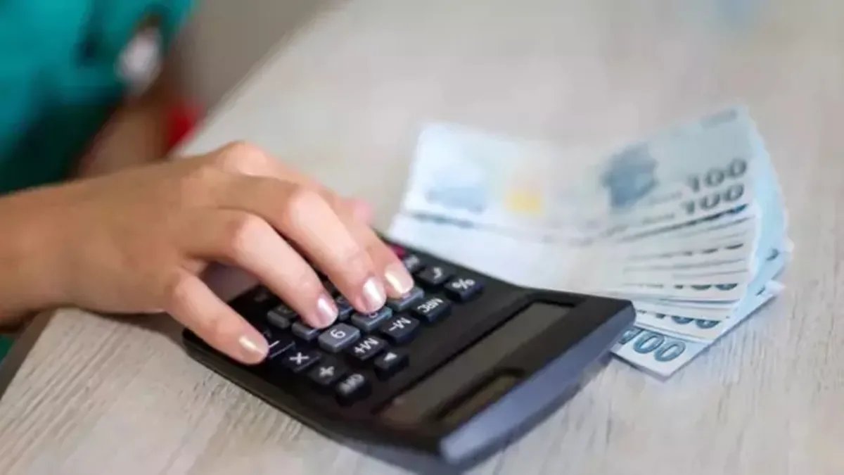 Emekli Maaşını Ayın 18'inden 26'sına Kadar Alanlar: 2026 Ocak Zamları Ne Zaman Hesaba Geçecek?