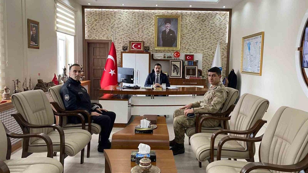 Arpaçay'da Güvenlik Konferansı Gerçekleştirildi
