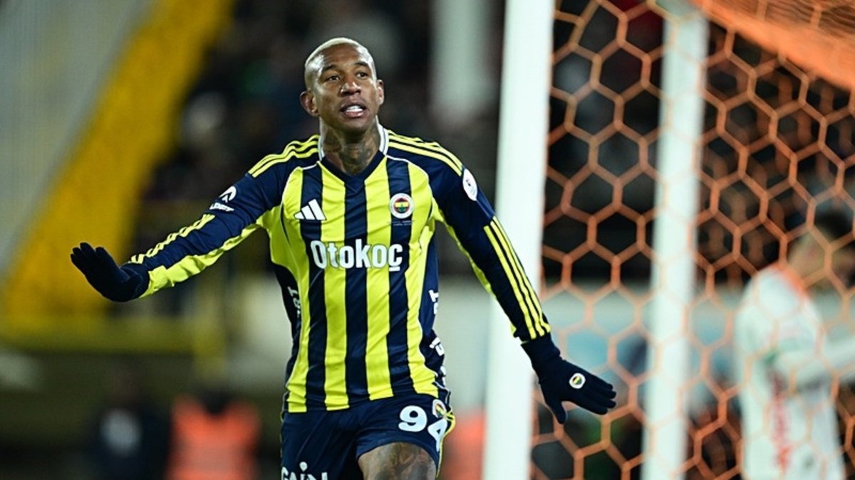 Talisca'dan UEFA Avrupa Ligi Performansı: "6 Maçta 9 Gol