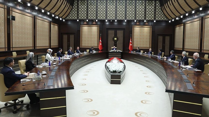 Cumhurbaşkanı Erdoğan, Politika Kurullarının Başkanvekillerini Ağırladı