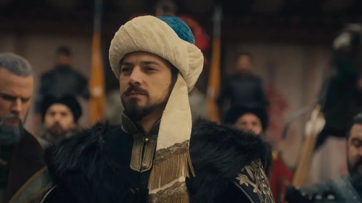 Orhan Kuruluşunda Tarihi An: Türk Bayrağı Gökyüzünde Dalgalanıyor
