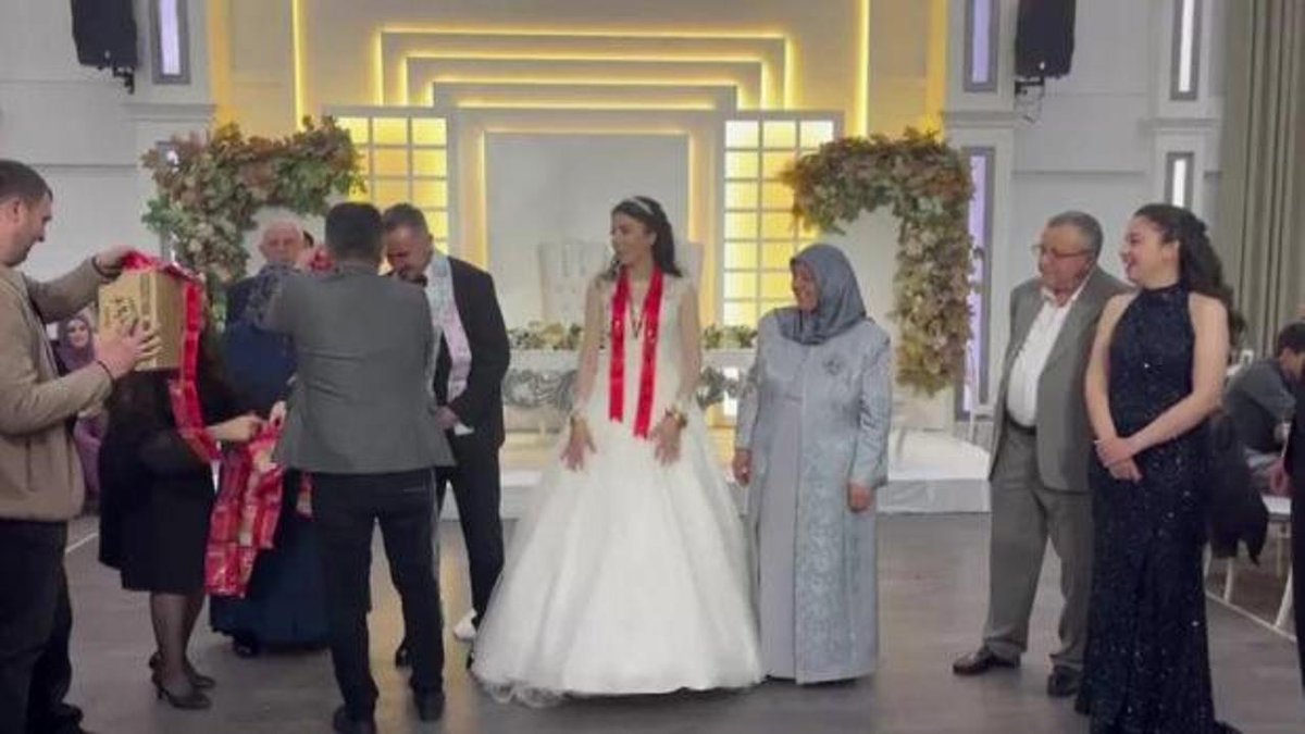 Amasya'daki Düğünlerde Sürpriz Takı Töreni: Kutuyu Görenler Şaşırdı