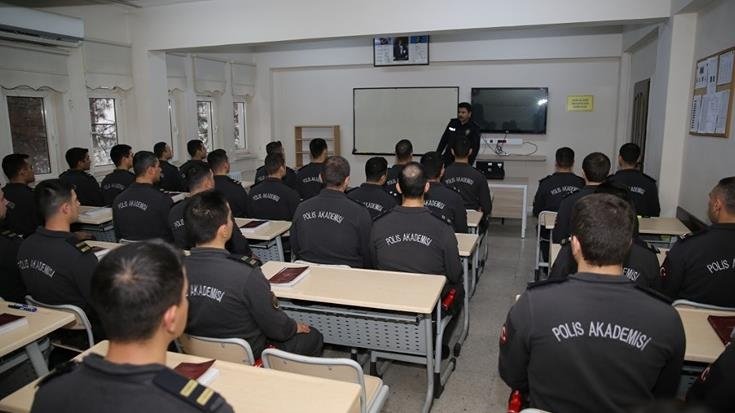 Şehit Emniyet Müdürü Ali Gaffar Okkan İçin Polis Adayları Eğitiliyor