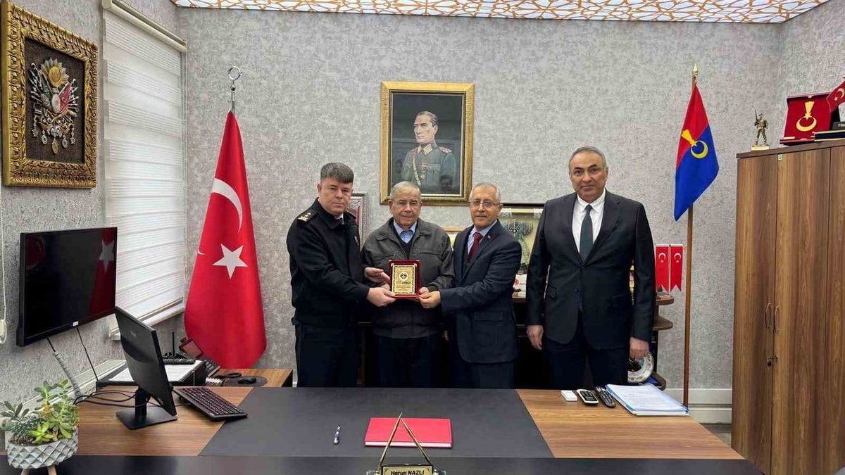 İnegöl'ün Çiftçisi Abdullah Kaptan, Varlığını Hediye Etti