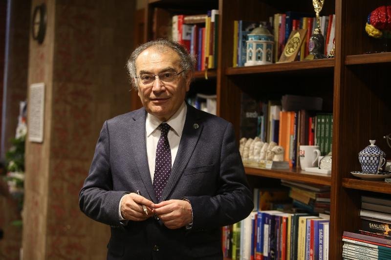 Prof. Dr. Nevzat Tarhan: “Anne Ve Çocuk Arasındaki Bağımlılık Okul Korkusuna Neden Oluyor”