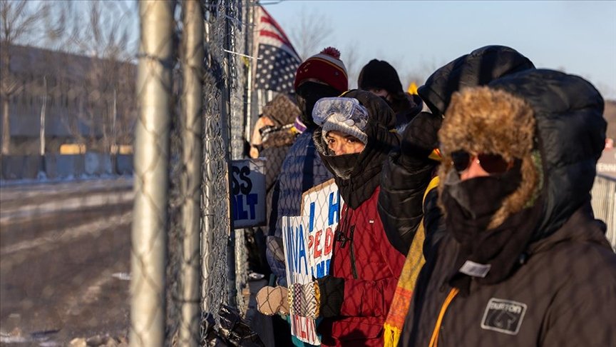 Minnesota'da Binlerce Kişi Göçmenlik Uygulamalarına İtiraz Etti