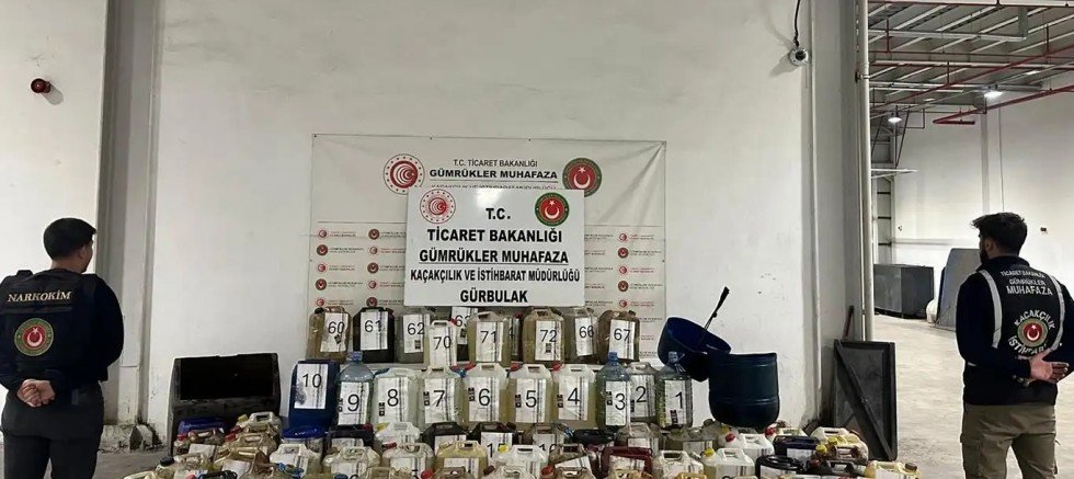 Sınır Ve Havalimanlarında Büyük Miktarda Uyuşturucu Yakalandı