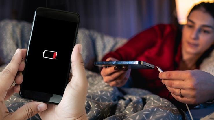 Telefonunuzun Şarjı Hızla Tükeniyorsa Dikkat! 3 Gizli İpucu!