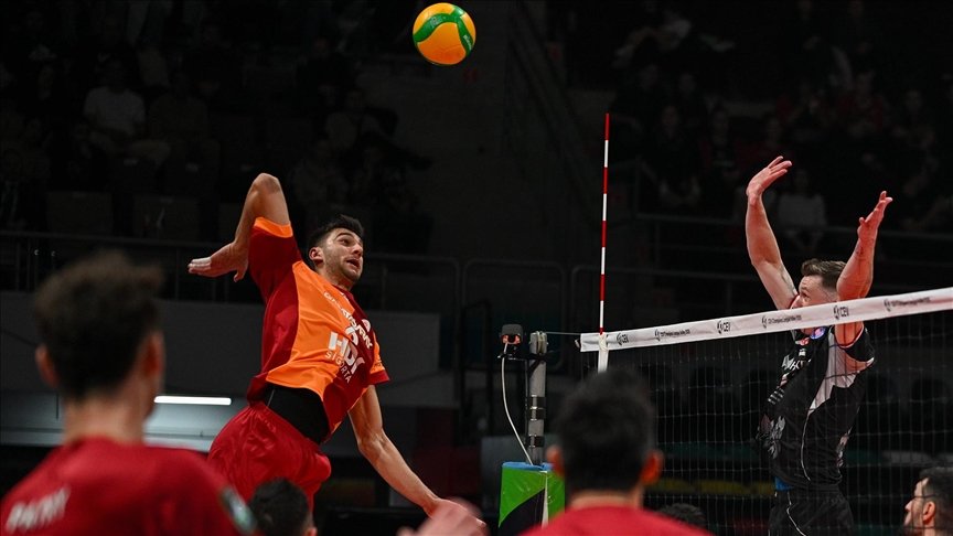 Türk Takımları Arasında Voleybol CEV Erkekler Şampiyonası Mücadelesi