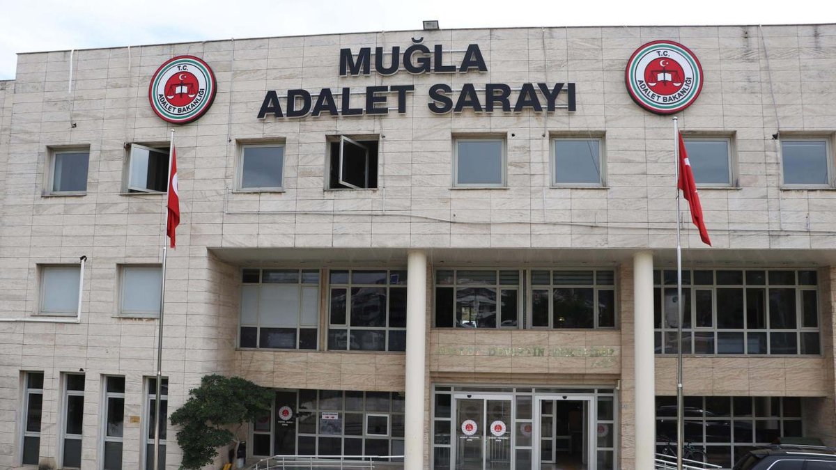 Polis Rolüne Bürünen Dolandırıcı, Kadından 2 Milyon Lira Aldı