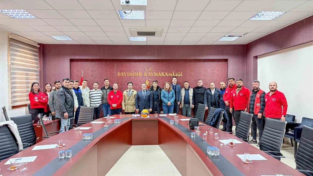 Bayındır'da Kurumlar Arası Voleybol Turnuvası Fikstürü Belirlendi