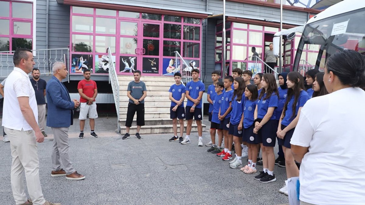 Genç Sporcular Konya'da Analig Şampiyonası İçin Mücadele Edecek
