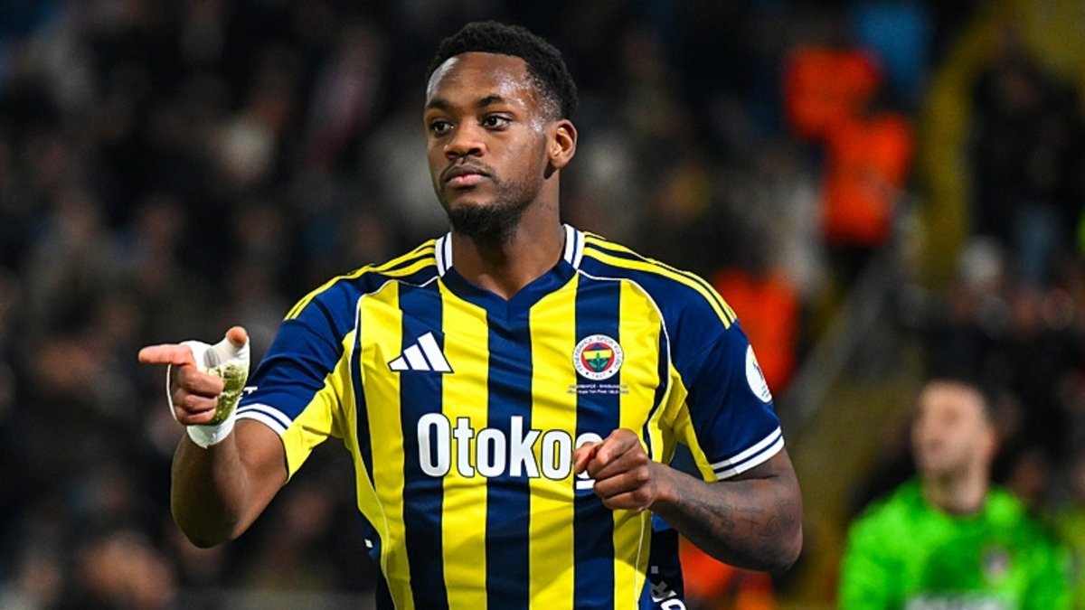 Fenerbahçe'de Ayrılık Gerçekleşti! Jhon Duran'ın Yeni Kulübü Açıklandı