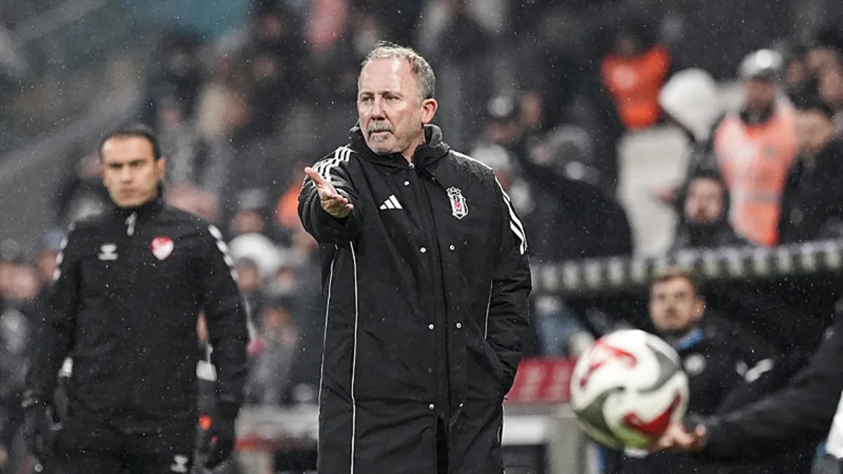 Beşiktaş Gece Yarısı İki Patlama Gerçekleştirdi! Transferde Şaşırtan Gelişme...