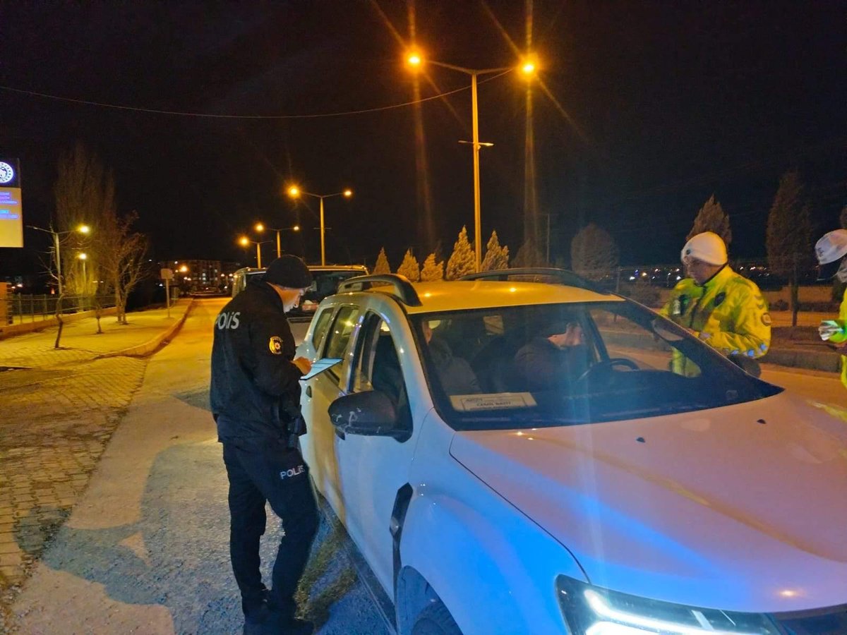 Yerköy'de Güvenlik Ve Trafik Kontrolleri Sürüyor