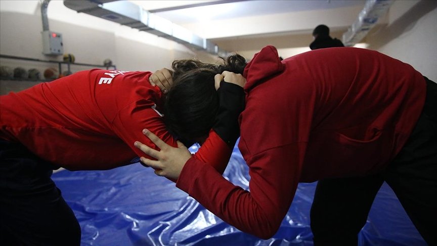 Hatay'daki Okul Kursunda Güreşle Tanışan Öğrenciler Şampiyonluğa Hazırlanıyor