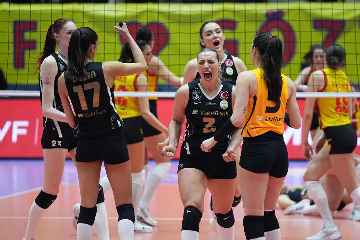 Vakıfbank, Göztepe'yi Dış Sahada Mağlup Etti