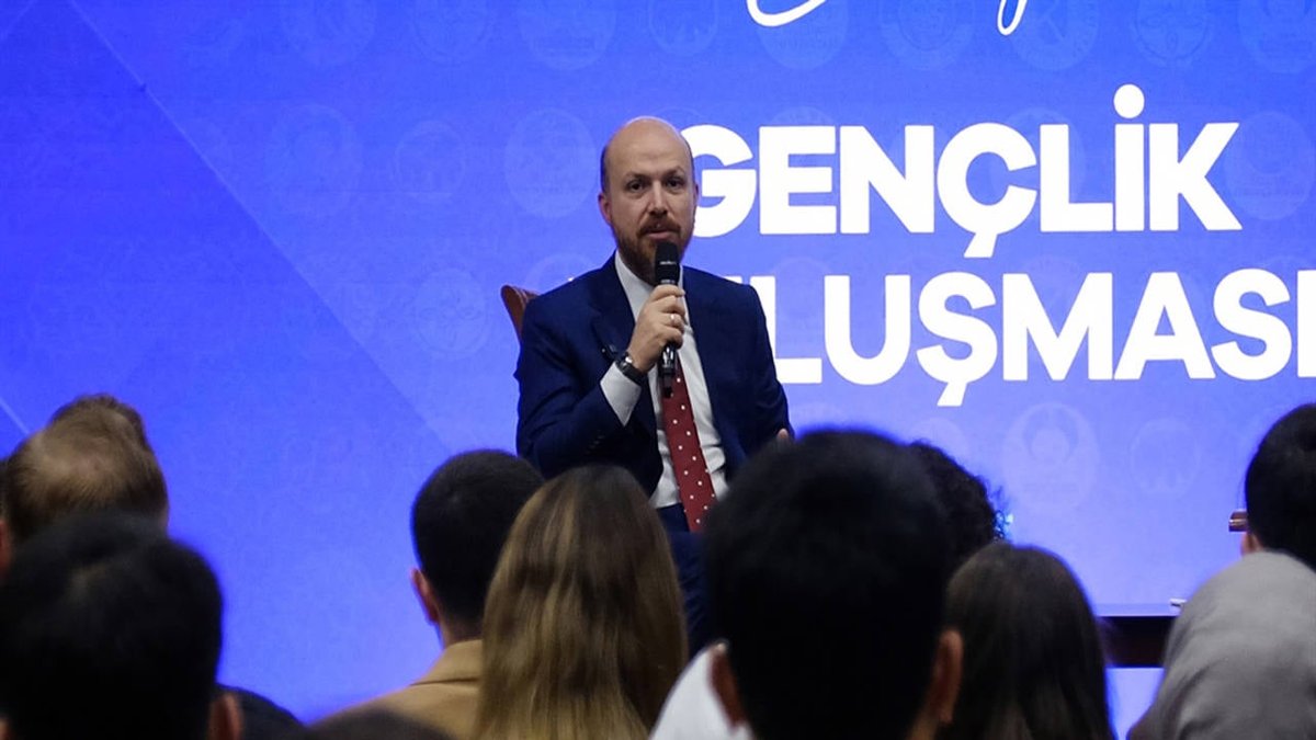 Cumhurbaşkanlığı Adaylığı Üzerine Tartışmalar: Bilal Erdoğan'dan Açıklama