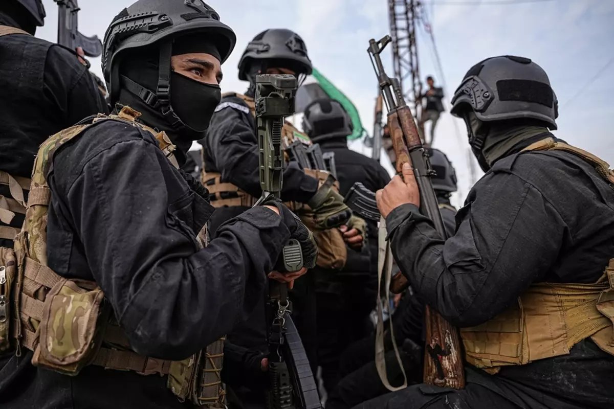 Suriye'de Yeni Bir Dönem Başladı! YPG, Kamışlı'yı Asayiş'e Devretti