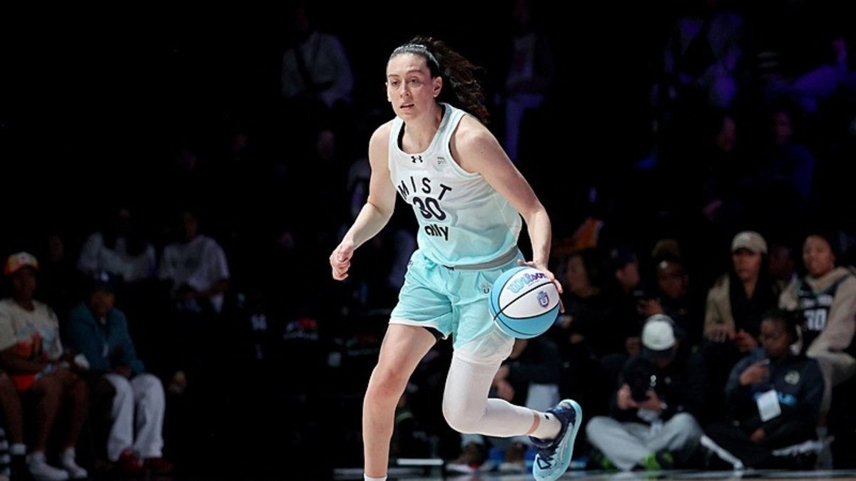 Breanna Stewart Tekrar Fenerbahçe Opet Ailesine Katıldı
