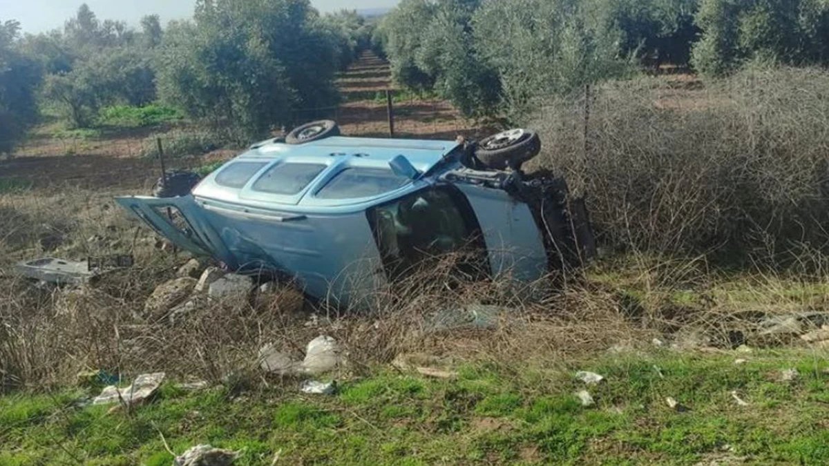 Şanlıurfa'da Kontrolden Çıkan Araç Tarla İçine Yuvarlandı!