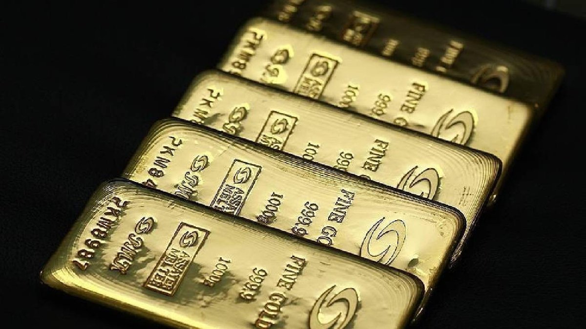 Dolar Değer Kazandı, Altın Fiyatları Küçük Bir Düşüş Yaşadı