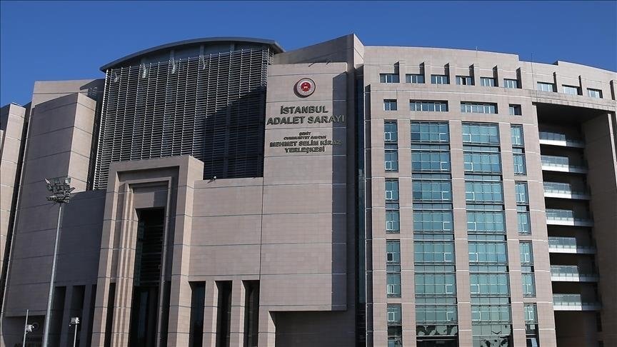 İstanbul'da Yasadışı Bahis Gelirlerini Aklayan Suç Çetesi Yargılanıyor