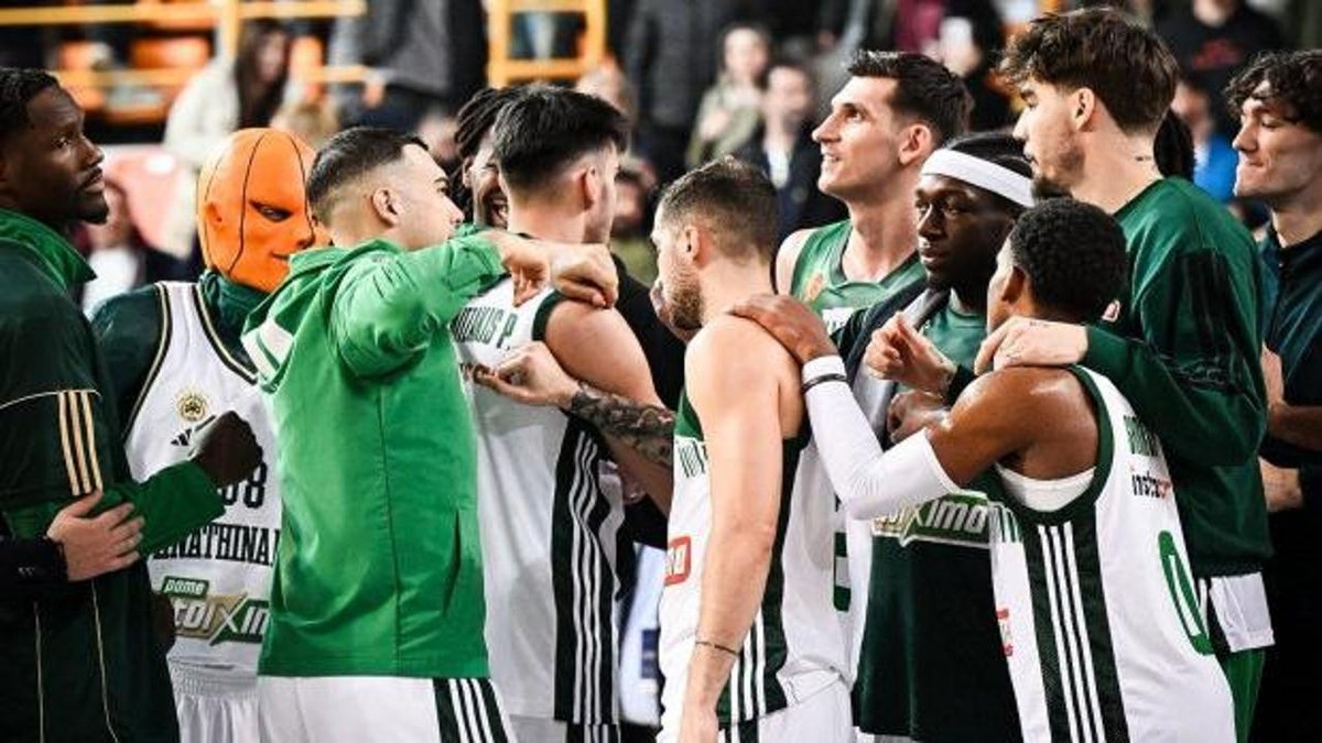 Panathinaikos, Olympiacos'u Yendi! Ergin Ataman Şampiyonluğu Kazandı
