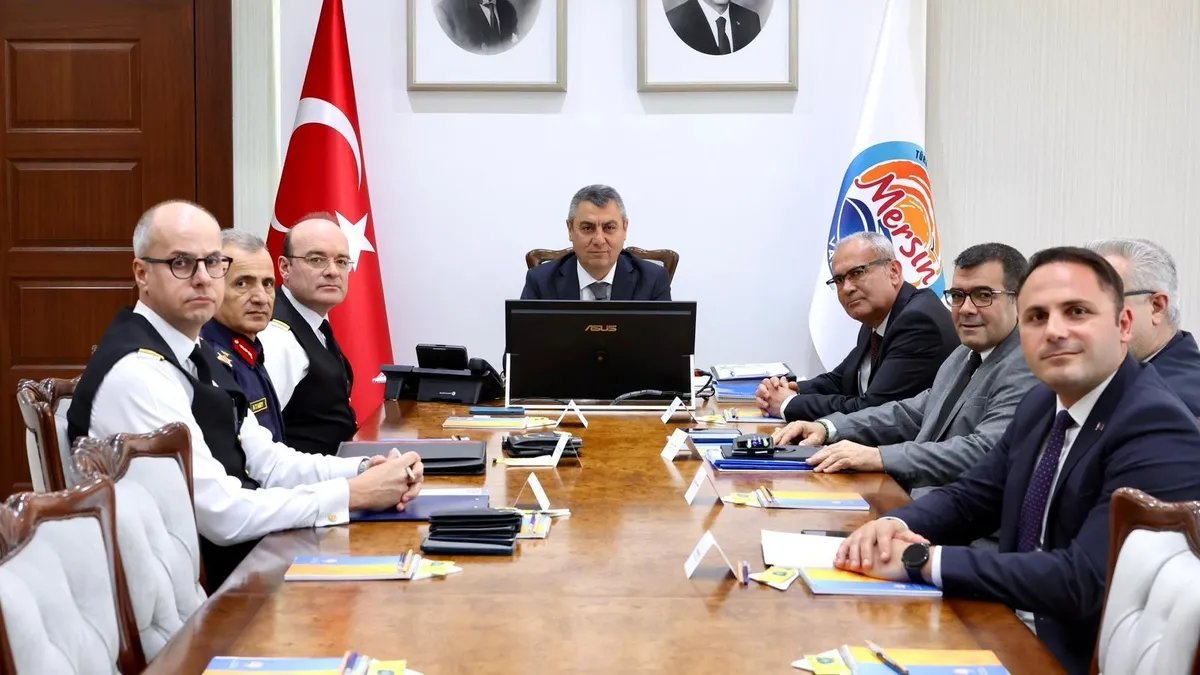 Asayiş Ve Trafik Kontrollerinde 865 Aranan Kişi Yakalandı! 1.635 Araç Men Edildi