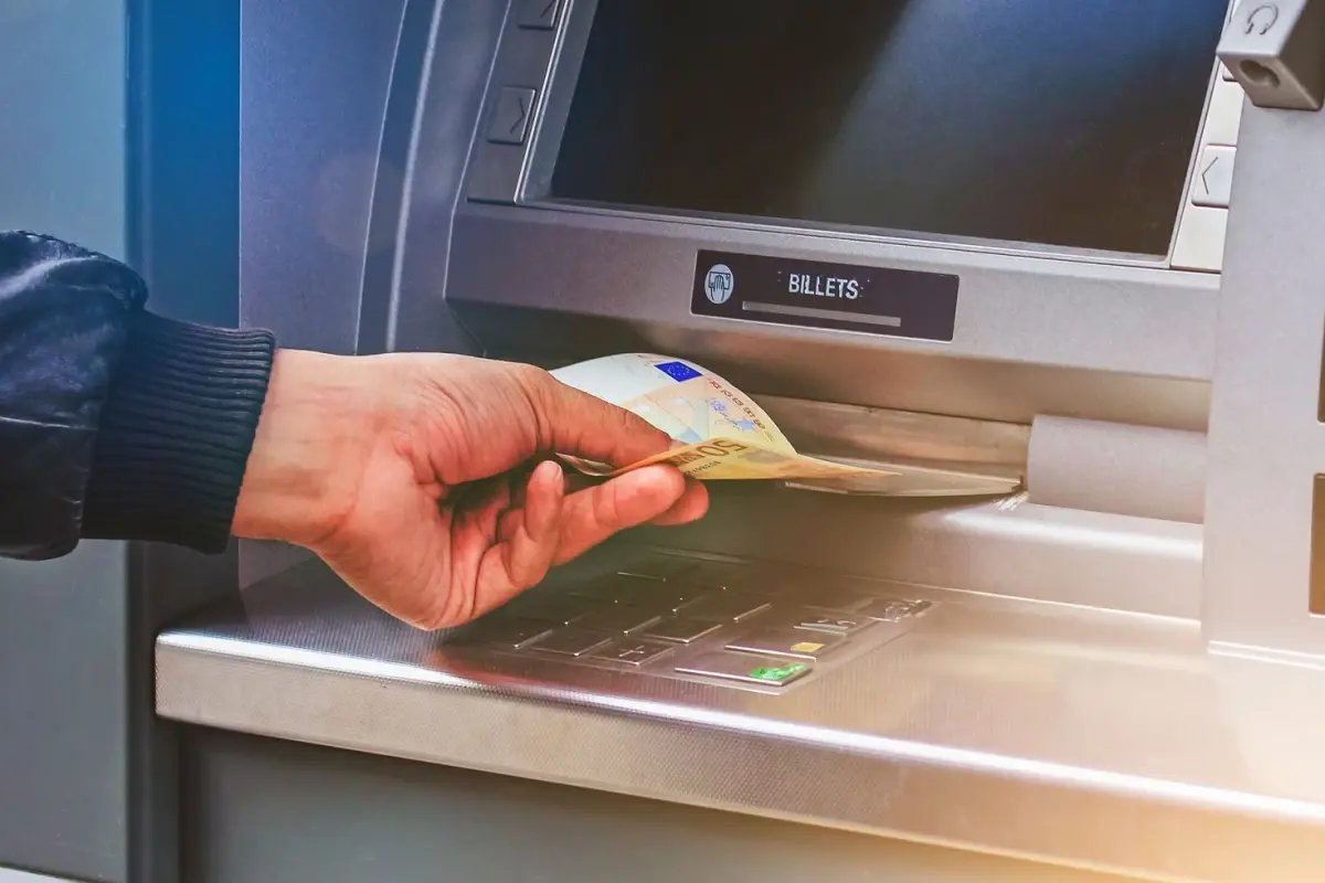 ATM'ler Ardışık Olarak Kapanıyor! Önemli Türkiye Bilgisi