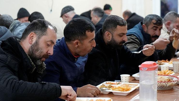 18 Yıldır Devam Eden Geleneğe Göre Geçit Köyü'nde Açlık Yok