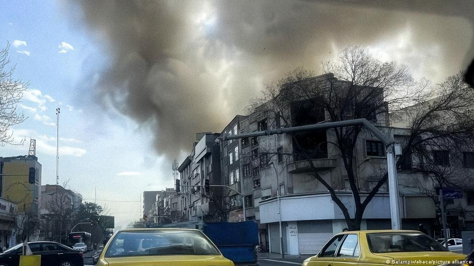 İsrail Ve ABD'nin İran'a Saldırısı, İran'dan Cevap Geldi