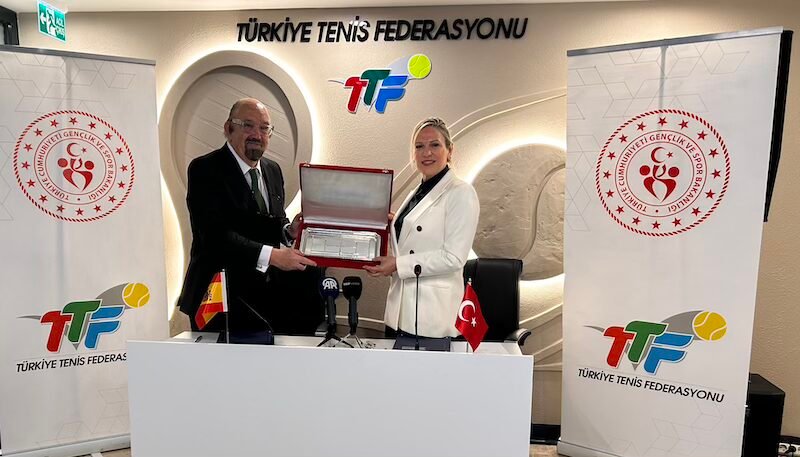 Tenis Oyununda Küresel İş Birliği Anlaşması