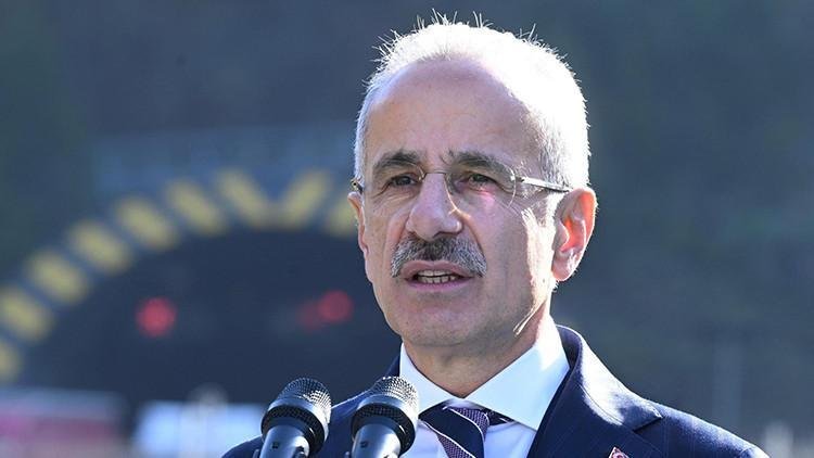 Uçuş İptalleri Hakkında Bakan Uraloğlu'ndan Açıklama Geldi