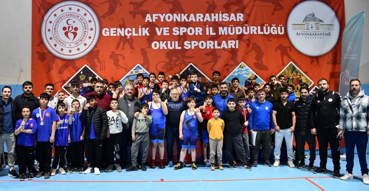 Afyonkarahisar'da Güreş Müsabakaları Küçükler İçin İlgi Odağı