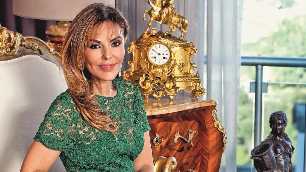Sosyete Bu Gelişmeyle Sarsılıyor! Feryal Gülman Yeni Aşkıyla Karşınızda...