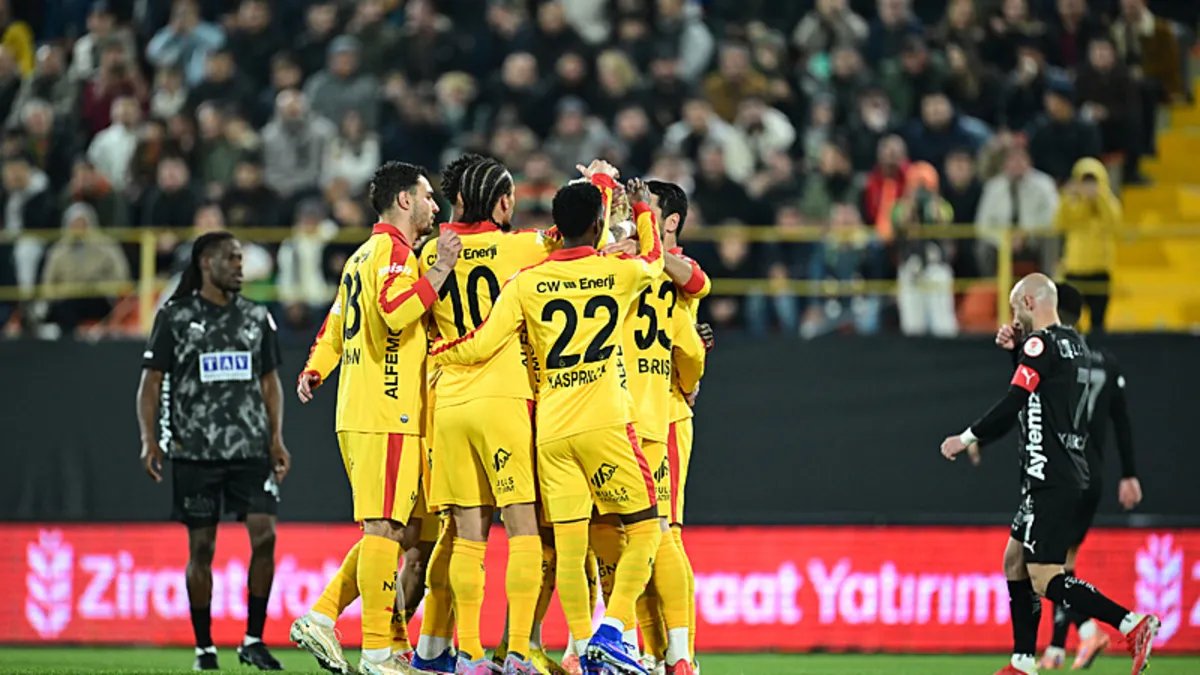 Levent Tüzemen, Galatasaray’ın Parlayan Yıldızını Övdü: Liverpool’a İleti Yolladı