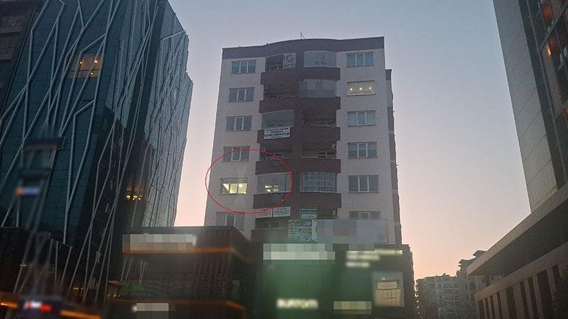 Bursa'daki Güzellik Merkezinde İki Kişi Vurulmuş Bulundu: 1 Ölü, 1 Yaralı