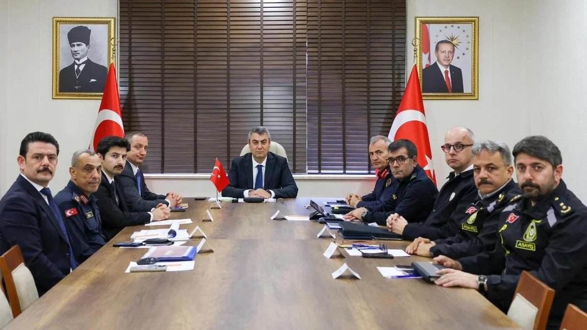 Tarsus'ta İlçe Güvenliği ve Asayiş İncelemesi Yapıldı