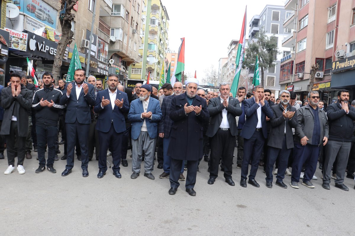 Diyarbakır'da ABD ve İsrail'e Yönelik Gösteri Düzenlendi