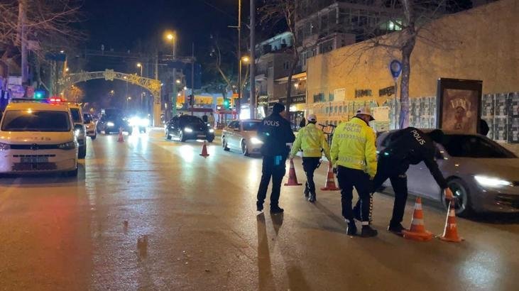 Kadıköy'de Trafik Denetimi; Makas Yapan Sürücüye 90 Bin TL Cezası