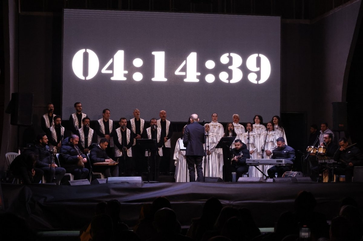 Medeniyetler Korosu Kültürel Sanat Pazarı'nda Performans Sergiledi