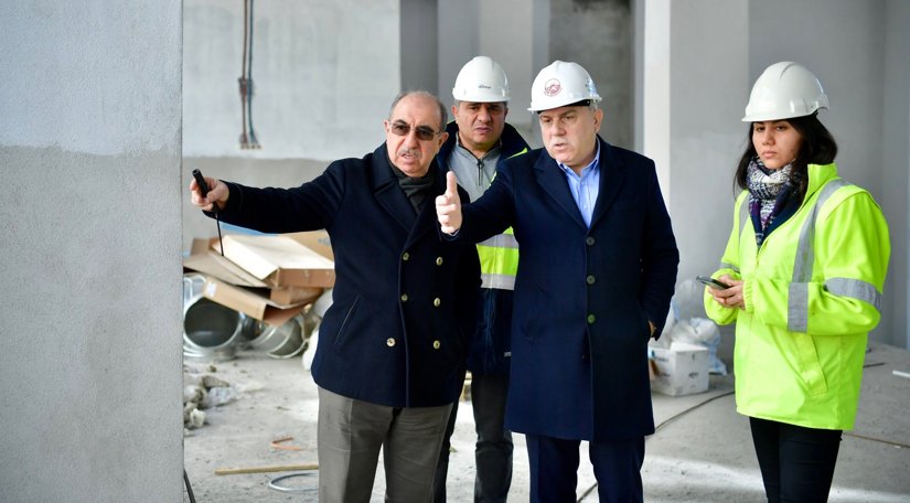Başkan Turan, Fatih'e Yapılacak Mimar Sinan Spor Tesisi'ni Gözlemledi